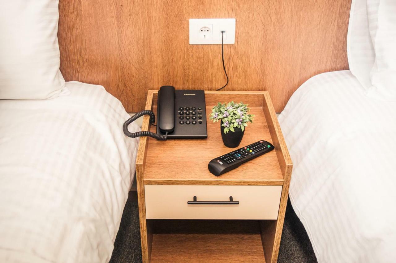 Sajam Garni Hotel 레스코바츠 외부 사진