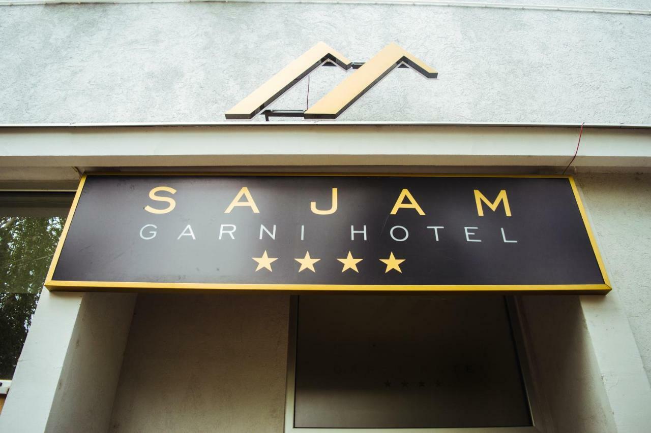 Sajam Garni Hotel 레스코바츠 외부 사진
