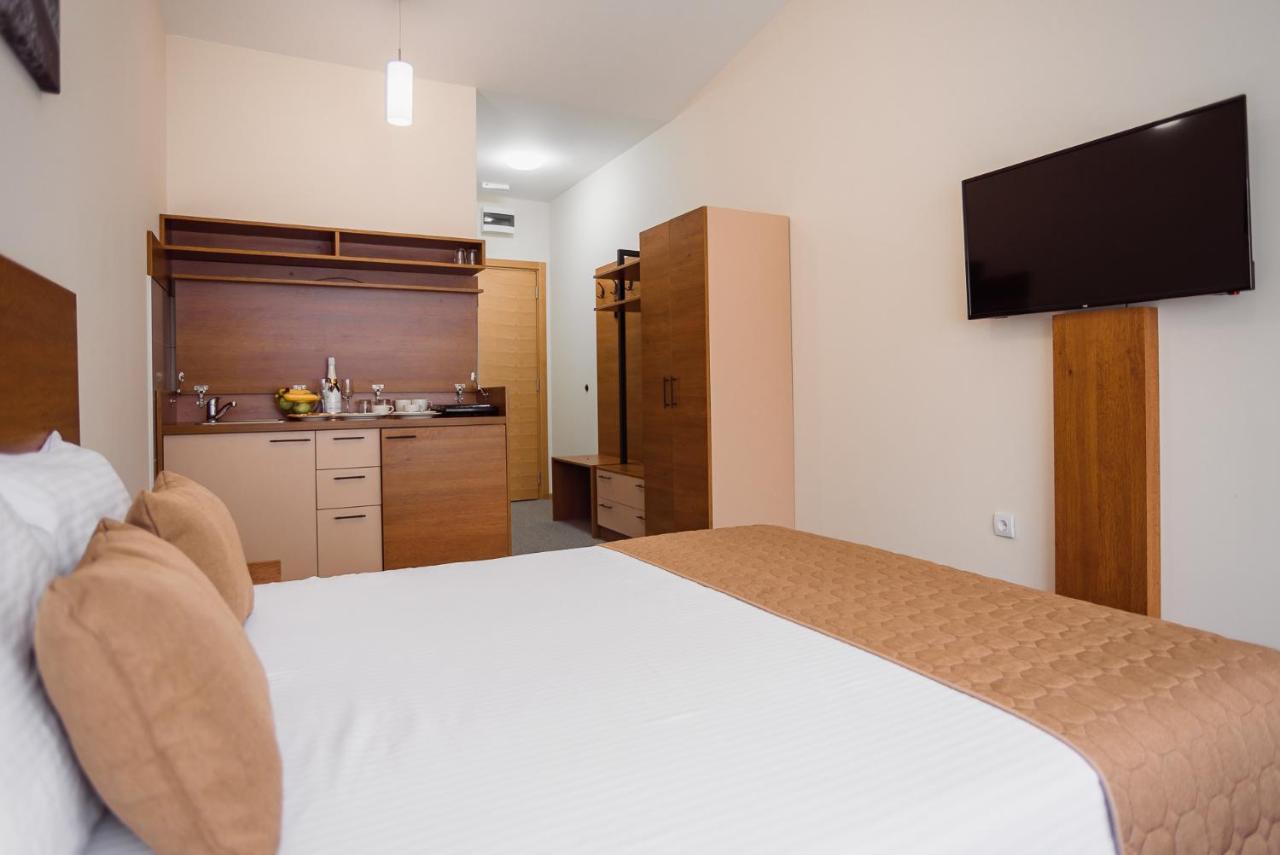 Sajam Garni Hotel 레스코바츠 외부 사진